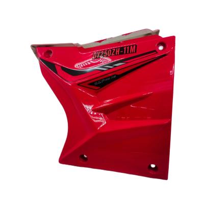 China DAYANG High Red Motorcycle Petrol Fuel Tank Cover for Tricycle Oil Tank Side Cover for sale