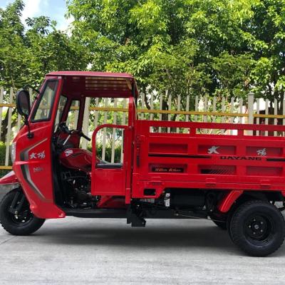 China 250cc Motorized Cargo Tricycle Made in Designed for Heavy Loading and Cargo Transportation for sale