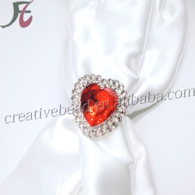 China Viable Ribbon Plating Crystal Rhinestone Red Heart Gem Napkin Ring For Wedding Napkin Ring Decoration for sale