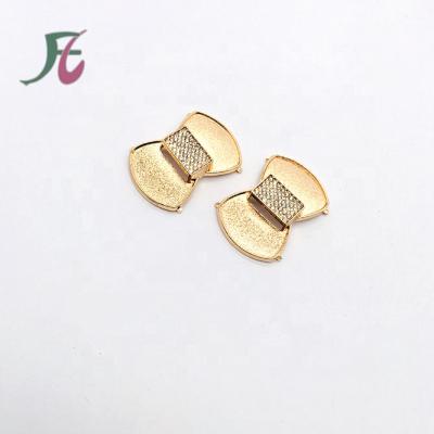 China Hot Selling Cheap Shoe Buckle Fashion Ladies Metal Rhinestone Shoe Buckles Ornament Shoe Decoration Accessories Buckles for sale