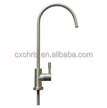 China Electric Faucets Hose Hot/Cold Scrubber Kitchen Faucet Chrome Polished Brass Health for sale