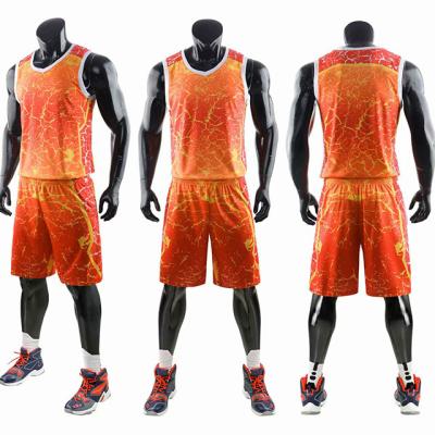 China Selling High Quality Men's New Type Tracksuits Modest Sportswear Sportswear Wholesale Comfortable Well for sale