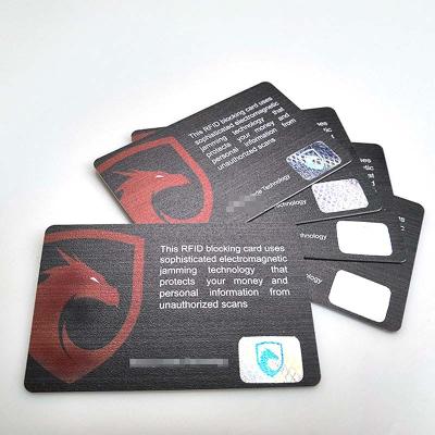 China Waterproof 13.56MHz HF E-field Signal Blocking RFID/NFC Shield Blocking Card With Hologram Sticker à venda