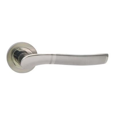 China Wooden door high level luxury zinc alloy door handle for sale