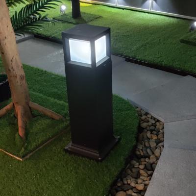 China Waterproof Modern Hotel Landscape Lighting Led Bollard Light Outdoor Lawn Light Outdoor Garden Lamp for sale