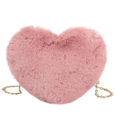 China 2020 fashion fashion bag love heart shape shoulder bag beautiful gift woman bag shaped like a heart for sale