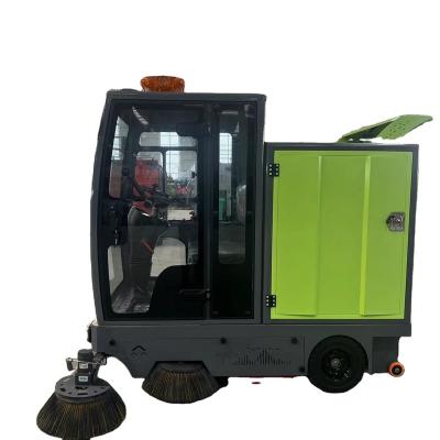 China Electric pollution-free 2200K  ride-on industrial street floor sweeper  five   brush road  sweeping machine cleaning equipment for sale