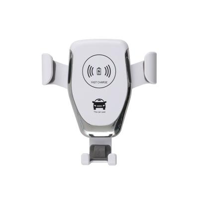 China 15W schnelles Auto-Clamping Auto-Wireless-Ladegerät 5V 2A mit beliebten Formen zu verkaufen