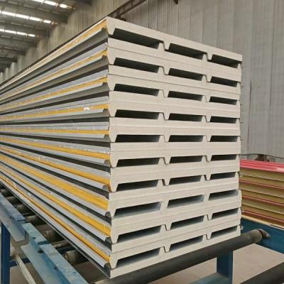 China 1000mm / 1120mm Insulated Color Steel Plate Galvanized PU Polyurethane Roof Sandwich Panel for sale