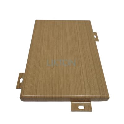 China 2022 Timber Look Timber Aluminum Profile Light Weight Aluminum Cladding Panel For Mall Hotel Home Decoration for sale