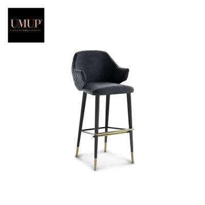 China Modern Black Bar Counter Stool Home Casual Stainless Steel Base Metal High Casual Bar Chairs Leather Modern Bar Stools for sale