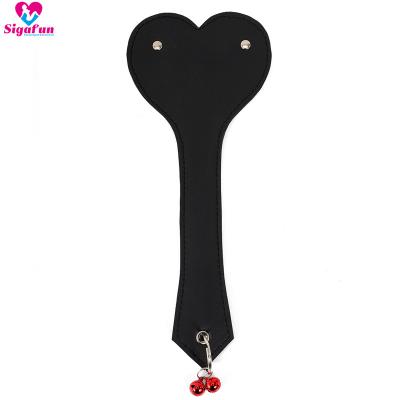 China Bondage Fun Sex Toys Game BDSM SM Game Sexy Leather Paddle Spanking Paddle Sex Bondage Leather Paddle for sale