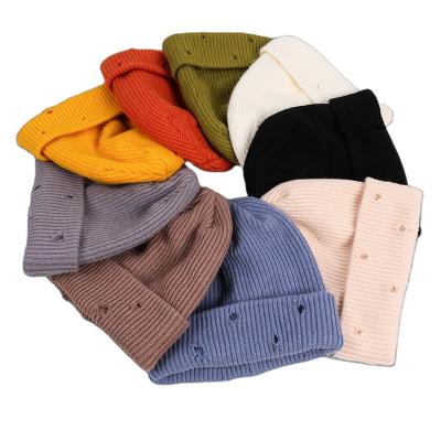 China COMMON 2020 Wholesale OEM Winter Beanie Hat Custom Embroidered Logo Acrylic Hat Beanie Knit Warm Woman Bennie Hat for sale