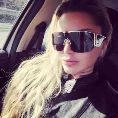 China Fashion Sunglasses Manufacturer Custom Made Women Oversized One Piece Frames Shades Sunglasses Big for sale