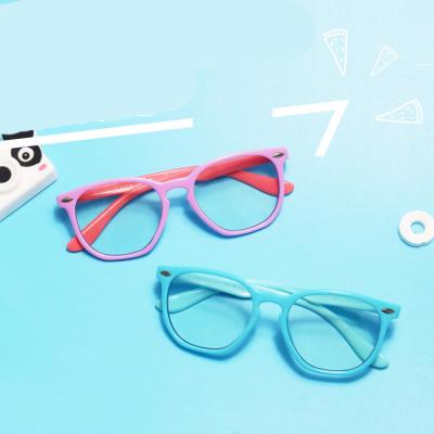 China For Kids Eco-Friendly New Arrival Child Reading Glasses TPEE Frames Anti Ray Light Optical Glasses Blue for sale