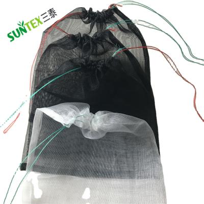 China Agricultural Mesh 40mesh Grape Protection Bag Anti-Bird Moisture Insect Net Bag Breeding Bag Tree cover for sale