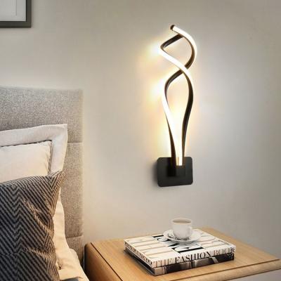 China Living room outdoor mounted bedroom use modern nordic style aluminum acrylic led wall lamp for sale