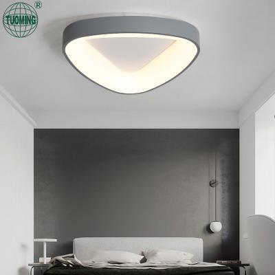 China Iron Living Room Creative Interior Decoration Design Personality Remote Control/App Control Aluminum Base Led Ceiling Light for sale