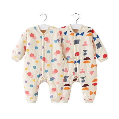 China Cotton/Polyester Newborn Baby Clothes Spring Autumn Winter Baby Boy Onesie Newborn Baby Romper Outings for sale