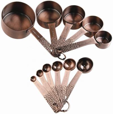 China 4PCS Gold Stainless Steel Hammered Measuring Cup With Measuring Cup for sale