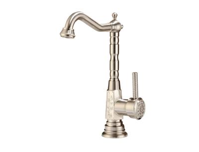 China Antique Mid Century Luxury Deck Mount Brass Sanitary Ware Kitchen Faucet Brushed Gold Kitchen Sink Faucet for sale