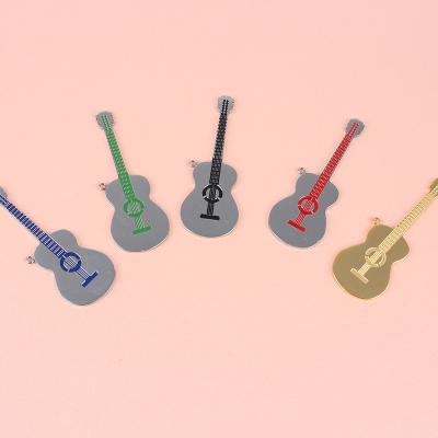 China Other Oil Instrument Violin Necklace Stainless Steel Violin Painting Pendant Necklace for sale