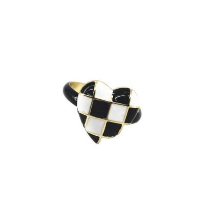 China Texture Alloy Ring Oil Drip Heart Shape Accessories Fashion Party Buying Jewelry Black And White Color Matching Casual/Sporty Girl Ladies for sale