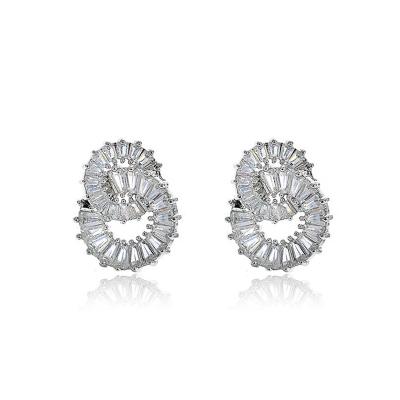 China New 925 Sterling Silver Needle Diamond Dangle Earring 3A Trendy Trendy Cubic Zircon Stud Earrings for sale