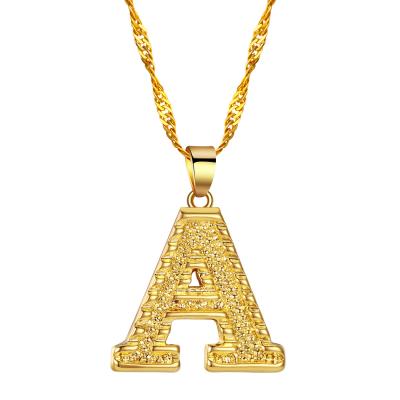 China 2021 New Design 26 Letter Necklace Trendy Zircon Paved Couples Letter Necklace Initial Pendant Necklace for sale