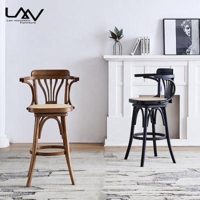 China Assembled Nordic Modern Solid Wood Antique Furniture High Back Rattan Umpire Chair Cafe Club Bar Chair for sale