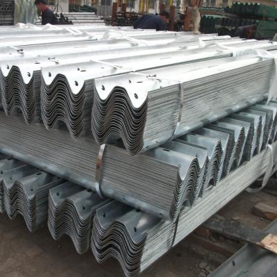 China From Q235 Steel Crash Barrier Armco Flex Beam Guardrail Roadway Guardrail for sale