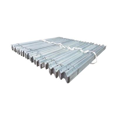 China HDG manufacturers supply hot dipped galvanized highway guardrail two waves/W beam for sale