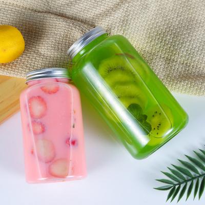 China Household products factory direct eco-friendly bubble tea bottle PET 500ml plastic beverage bottle with screw lid for sale