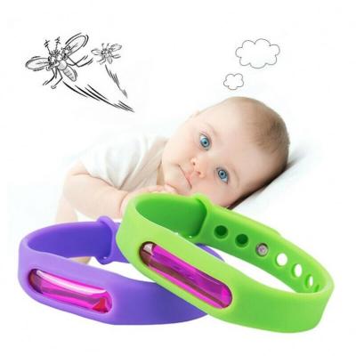 China Korea fasion design 2021 summer silicone mosquito repellent wristband, factory essential oil bracelet wristband for adult and child for sale