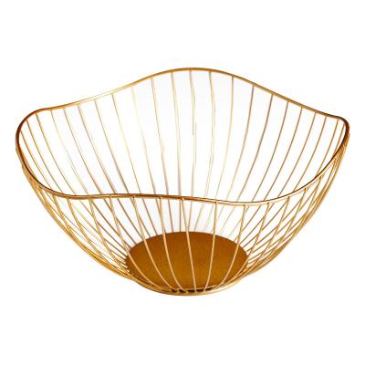 China Morden Viable New Nordic Bird's Nest Shape Mesh Wrought Iron Double Walls Fruit Dish Nut Snacks Matching Storage Basket for sale