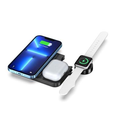 China High Speed ​​QI Private 3 Models In 1 Mobile Phone Charging Station 15W Fast Wireless Charger For Phone for sale