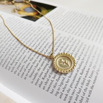 China Rose Flower Pendant Necklace Gold Color Gold Color Rose Flower Pendant Necklace Minimalist Jewelry Layered Choker 925 Sterling Sliver Round Disc Chokers for sale