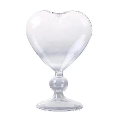 China 240ml Heart Cocktail Glass Heart Shaped Cocktail Glasses, Clear Cocktail Heart Glasses, Heart Cocktail Glass/Heart Shaped Glass Cocktail Glass for sale