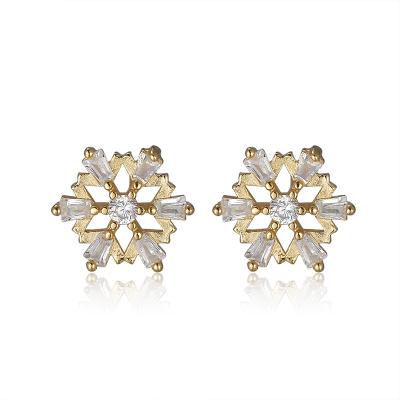 China RINNTIN TRENDY HOE13 Elegant 925 Sterling Silver Cubic Zirconia Gold Plated Winter Snowflake Flower Stud Earrings for sale