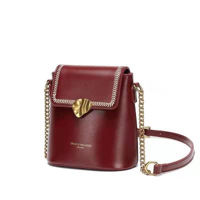 China High Quality Women Bag 2021 Fashionable New Design Sling Bags For Women Girls Shoulder Bags For Women for sale