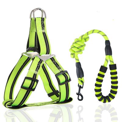 China Durable Reflective Multifunctional Dog Leash Pet Leashes Dog Design Pet Harness Outdoor Adjustable Pet Vest for sale