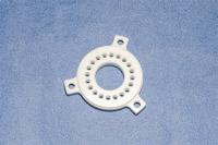 中国 1800°C Max Operating Temp Alumina Ceramic Ring 1012 Ω.Cm Insulation Resistance 販売のため