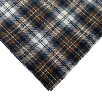 China Fashionable Winter Suit Coat Fabric with 76*50 Density and Soft Woven Plaid Texture for sale