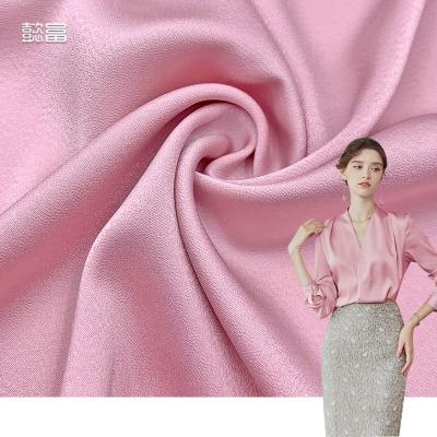 China Sheer Luxury Glossy Metallic Liquide Satin Viscose Taffeta Spandex Silk Polyester Lining Satin Wholesale Stretch Roll Acetate Fabric for sale