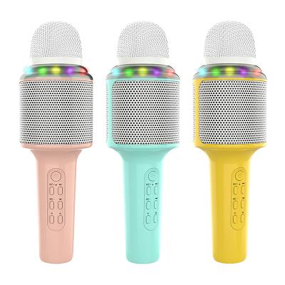 China Handheld Microphone Portable Karaoke Wireless Microphone for Singing and Playing Music Microphone Handheld Speaker for sale