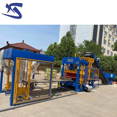 China Building Material Shops Color Cement Concrete Paver Interlocking Block Machine for sale