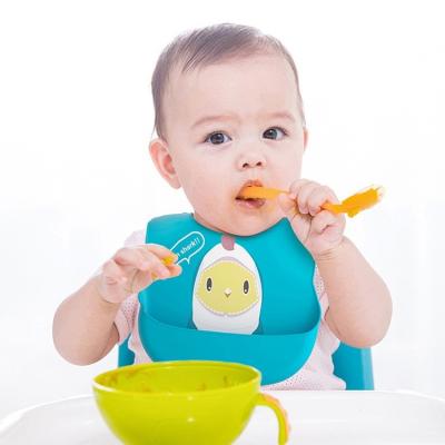 China Free Custom Private Label Silicone PVC Adjustable Washable Waterproof Baby Bibs for sale