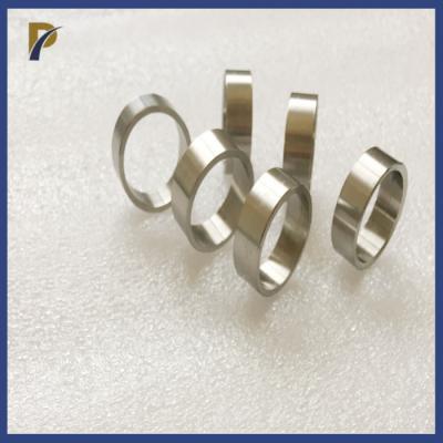 China Gr2 Gr5 Man Pure Titanium trouwringen / Ringen Zwarte Titanium Zirkonium Ring Te koop