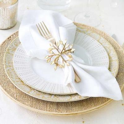 China Sustainable Wedding Table Decoration Leaf Diy Napkin Rings Rhinestones for sale