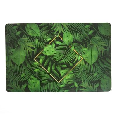 China Rectangle Shape PP Polypropylene Green Leaf Sustainable Summer Season Place Mat For Hotel , Home Decor for sale